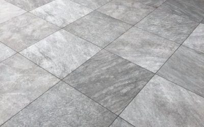 Les avantages du carrelage à Saint-Léonard en grès cérame pour les espaces extérieurs